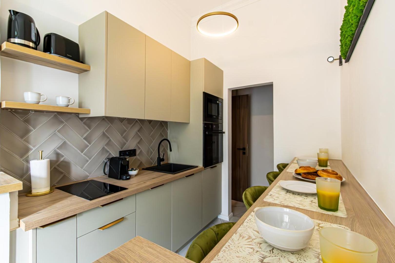 Oasis Apartment On The Broadway With Ac Budapest Luaran gambar