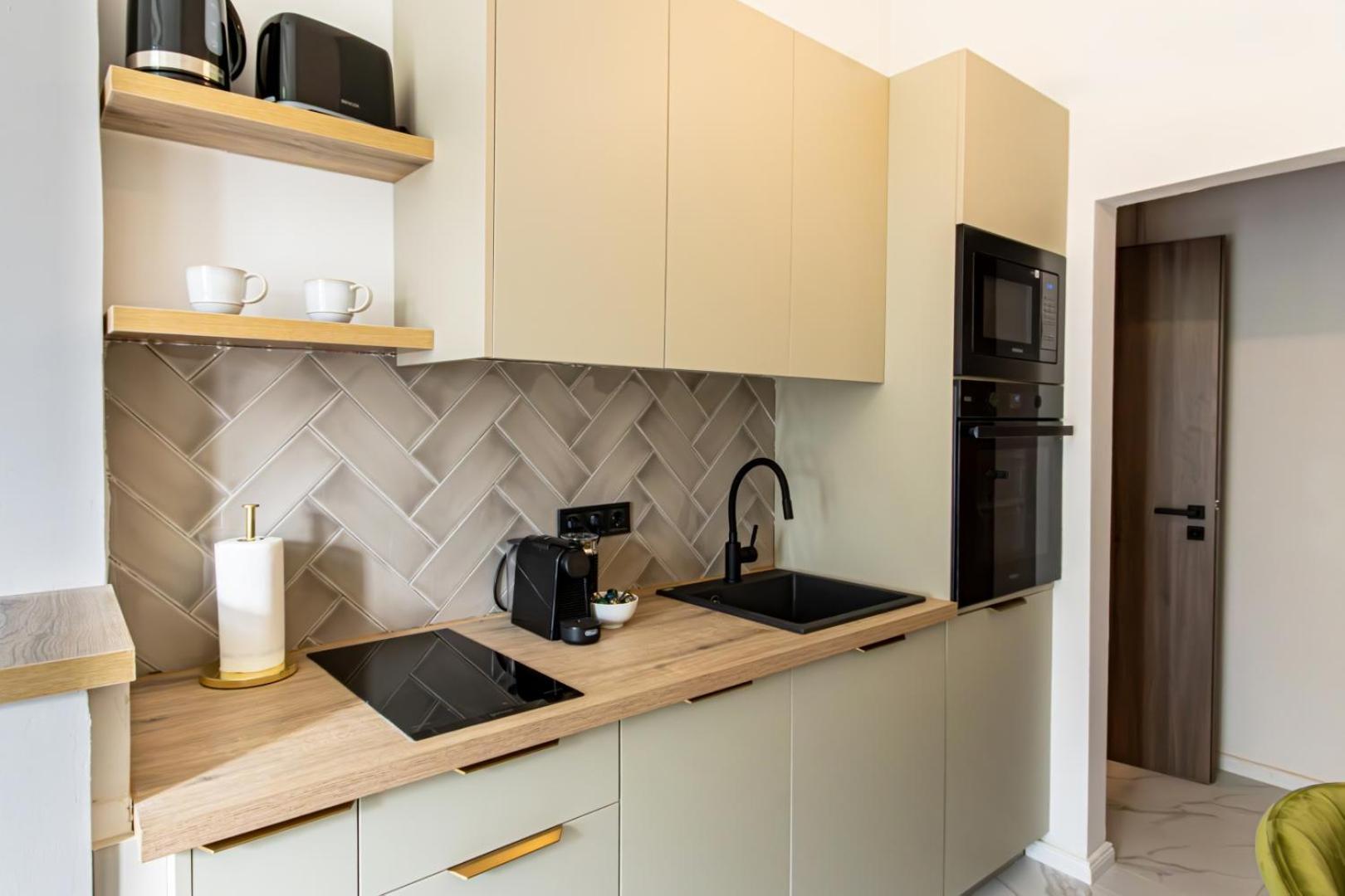 Oasis Apartment On The Broadway With Ac Budapest Luaran gambar